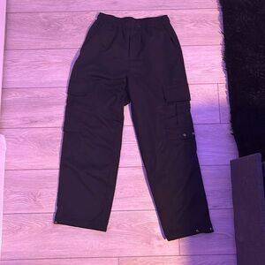 black cargo pants small